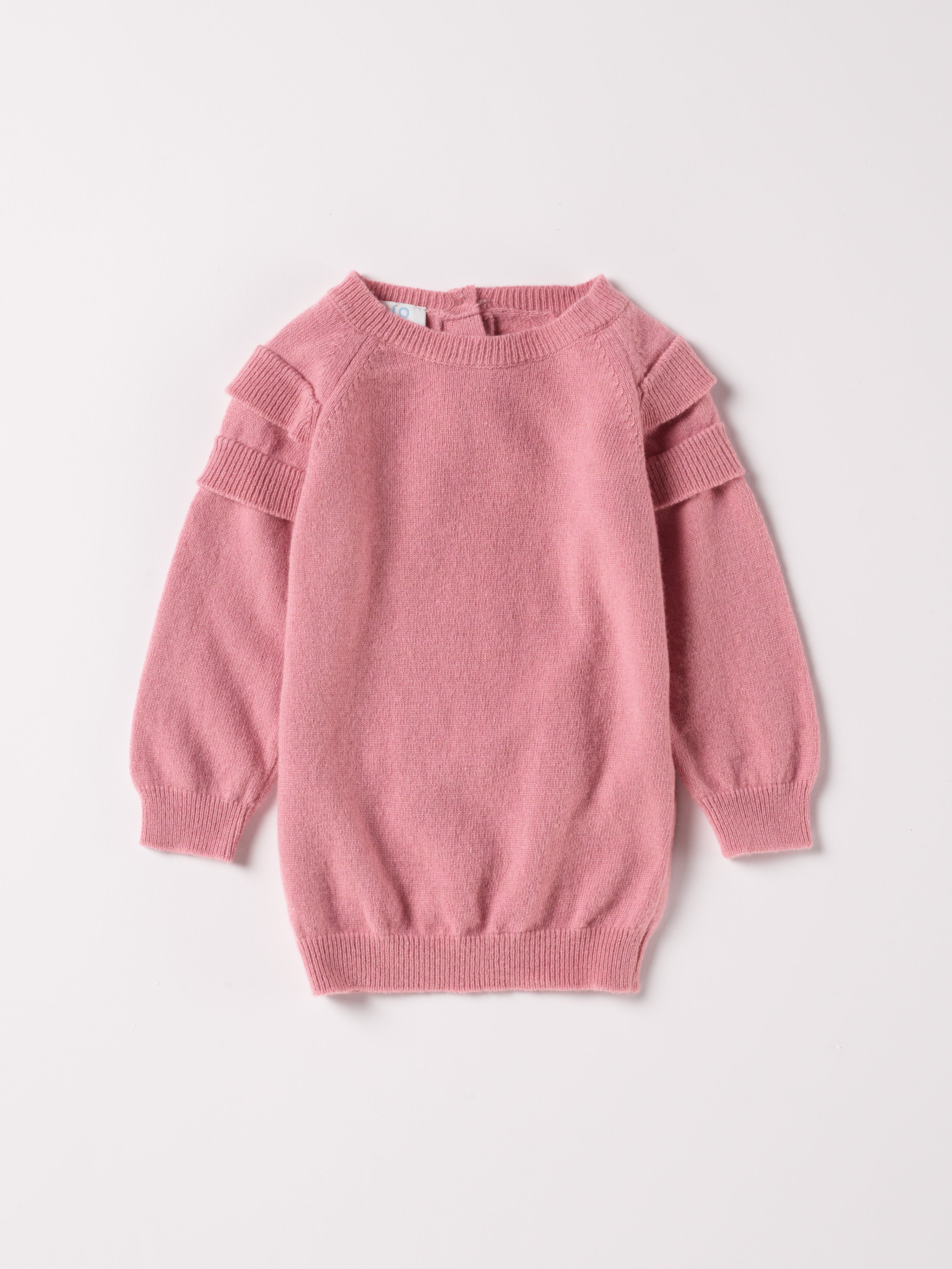 Der weiche und wärmespendende Maxi-Strickpullover von AMIO Firenze ist der perfekte Begleiter für die kalte Jahreszeit. Vielseitig kombinierbar und aufgrund der Materialzusammensetzung strapazierfähig für den Alltag. Die Schulterelemente verleihen dem Pullover einen sportlich eleganten Look. Maximaler Tragekomfort, gepaart mit einer herausragenden Passform.
Höchste Qualität, bestes Preis-Leistungs-Verhältnis MADE IN ITALY.