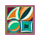 Verwöhnen Sie Ihre Sinne mit der luxuriösen Leichtigkeit italienischer Seide. Das AMIO Firenze Tuch wird aus feinstem Seidentwill gefertigt – einer edlen Gewebeart, die durch ihren dezenten Glanz und ihre geschmeidige Struktur besticht.

Mit kunstvoller, doppelseitiger Bedruckung präsentiert dieses Tuch zwei perfekt harmonierende Designs – für vielseitige Stylingmöglichkeiten und einen Hauch italienischer Raffinesse bei jedem Look.

Perfekt als hochwertiges Geschenk – zeitlos schön und luxuriös verpackt.