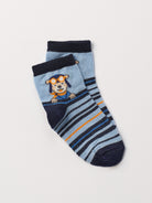 Die verspielten Baby-Söckchen von AMIO Firenze bieten maximalen Tragekomfort und brillieren mit ihrer Passform. Das eingewebte Bärchen-Motiv ist besonders niedlich. Ein Must-Have für jede Grundausstattung.

Höchste Qualität, bestes Preis-Leistungs-Verhältnis MADE IN ITALY.