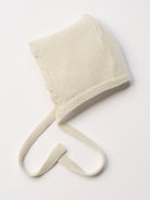 Das weiche und wärmespendende Strickhäubchen von AMIO Firenze ist das perfekte Accessoire für die kalte Jahreszeit. Maximaler Tragekomfort, gepaart mit einer herausragenden Passform.

Höchste Qualität, bestes Preis-Leistungs-Verhältnis MADE IN ITALY.