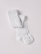 Ein zeitloser Klassiker und Grundausstattung für Ihr Kind: Die weiße Strumpfhose von AMIO Firenze. Diese Kinder-Strumpfhose ist vielseitig kombinierbar und verleiht jedem Outfit eine elegante Note. Die Strumpfhosen zeichnen sich durch einen besonders hohen Tragekomfort aus. Sie verrutschen nicht und halten ihre Form.&nbsp;

Höchste Qualität, bestes Preis-Leistungs-Verhältnis MADE IN ITALY.