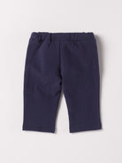 Diese klassische Hose mit gradem Schnitt, gefertigt aus Felpa Stoff mit Innenflanell, ist besonders weich und bietet einen hohen Tragekomfort. Die Breite lässt sich durch den elastischen Bund mit Innenknöpfen anpassen. Ein&nbsp;AMIO Firenze Must-Have für jede Grundausstattung.

Höchste Qualität, bestes Preis-Leistungs-Verhältnis MADE IN ITALY.