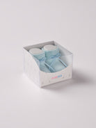 Die Baby Booties verfügen am oberen Ende über ein eingewebtes Rauten Muster und eignen sich perfekt als Geschenk für Babypartys oder als süße Schwangerschaftsankündigung für Freunde und Verwandte. Die feine Schnürung bietet besonderen Halt am Fuß. Unsere Scarpine werden in einer ansprechenden Geschenkbox präsentiert.&nbsp;

Höchste Qualität, bestes Preis-Leistungs-Verhältnis MADE IN ITALY.