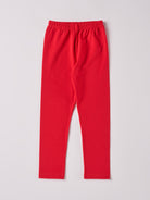 Diese Leggings, gefertigt aus 100% Baumwolle, ist weich und äußerst bequem. Die "flanellartige" Innenseite wurde speziell für zarte Kinderhaut konzipiert und bietet ein besonders sanftes Trageerlebnis. Ein großer Vorteil der flanellartigen Innenseite ist, dass die Kinder weniger schwitzen. Ein AMIO Firenze Must-Have für jede Grundausstattung.

Höchste Qualität, bestes Preis-Leistungs-Verhältnis MADE IN ITALY.